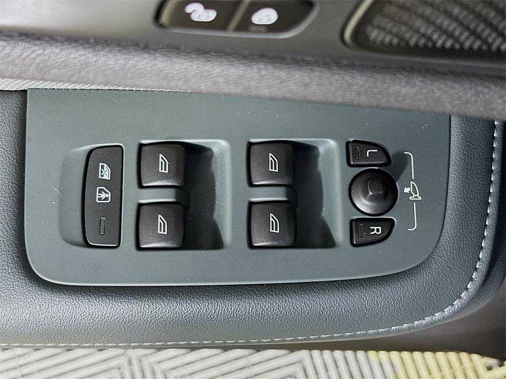 used 2022 Volvo S60 car, priced at $20,990