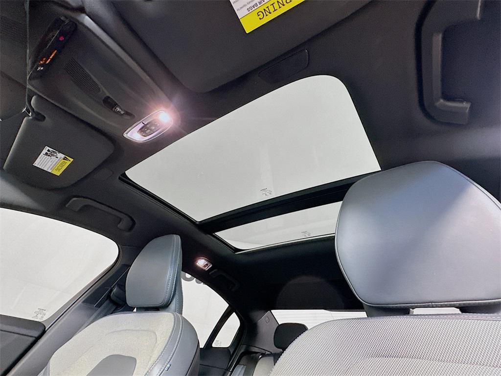 used 2022 Volvo S60 car, priced at $20,990