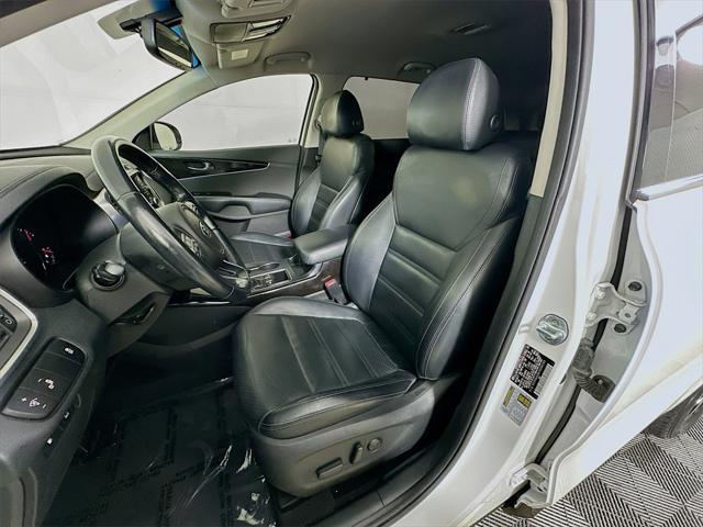 used 2018 Kia Sorento car, priced at $9,990