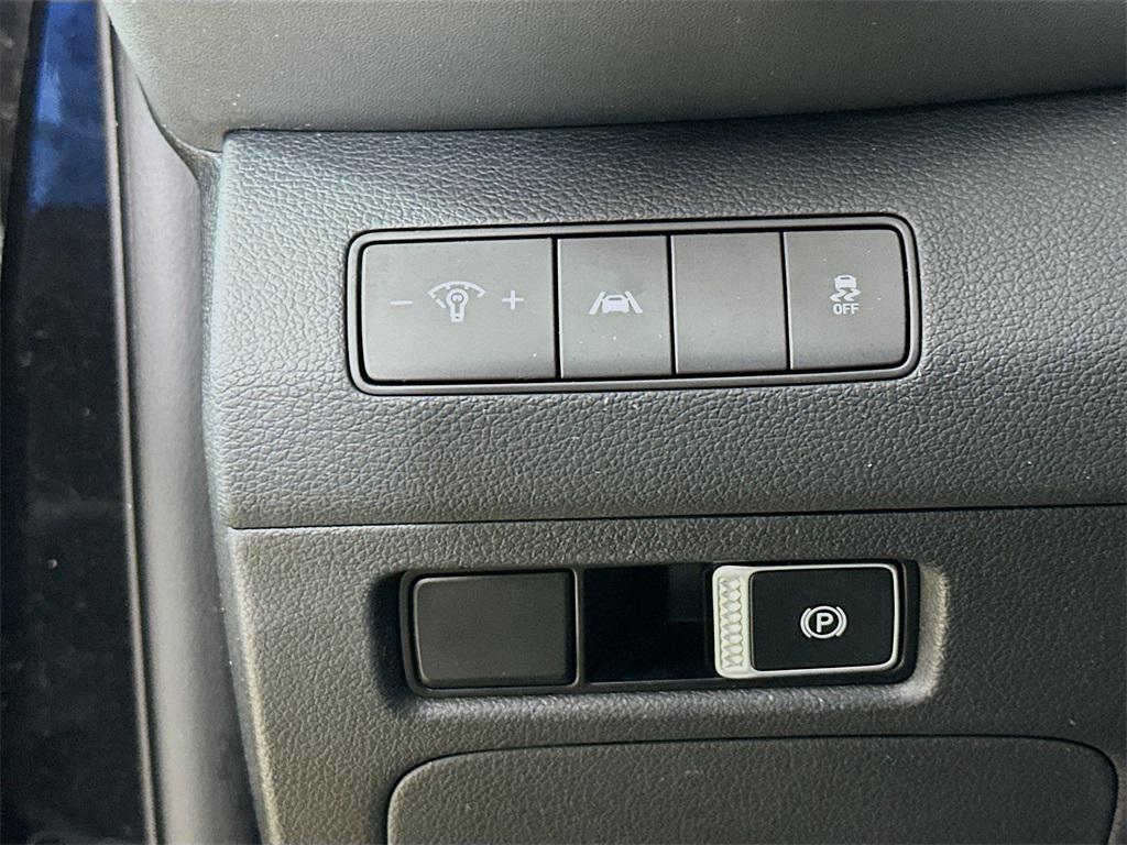 used 2021 Hyundai Santa Fe car, priced at $14,444