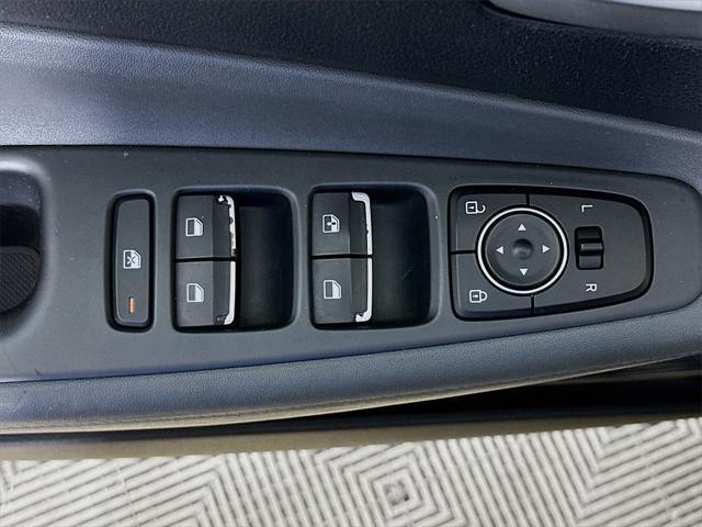 used 2021 Hyundai Santa Fe car, priced at $16,390