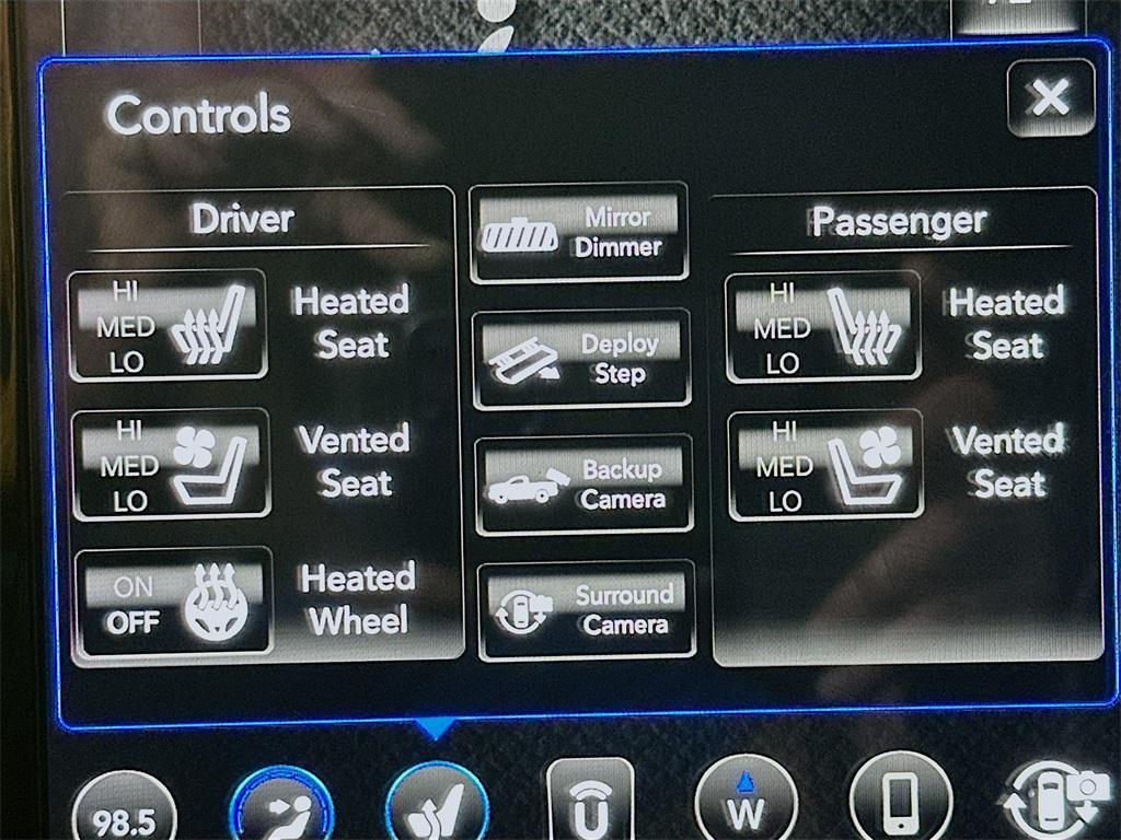 used 2021 Ram 1500 car, priced at $24,444