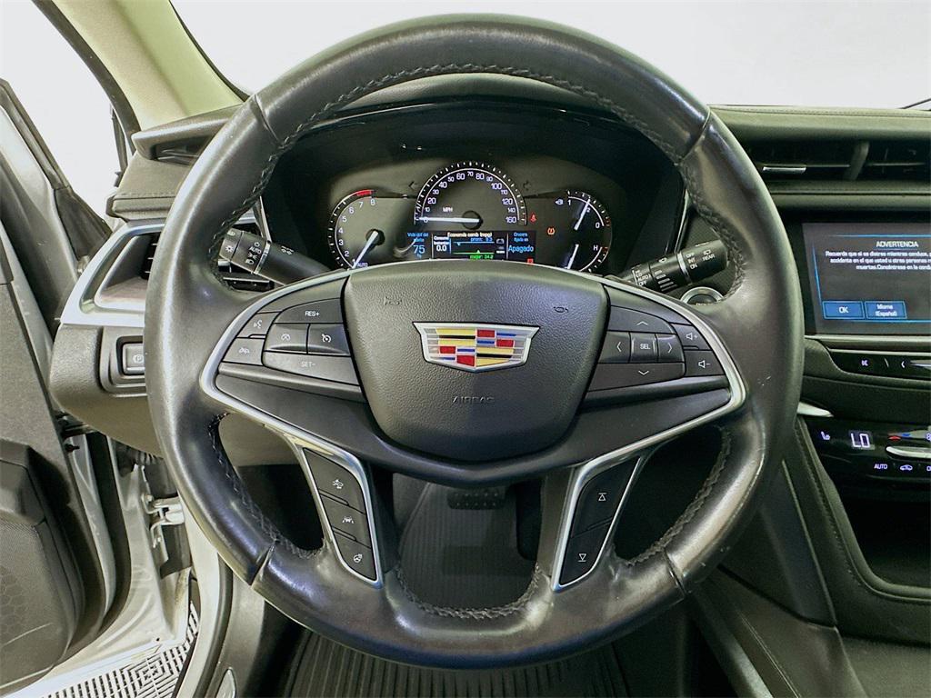 used 2018 Cadillac XT5 car, priced at $19,900