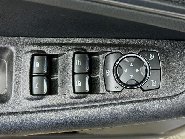 used 2021 Ford Edge car, priced at $19,900