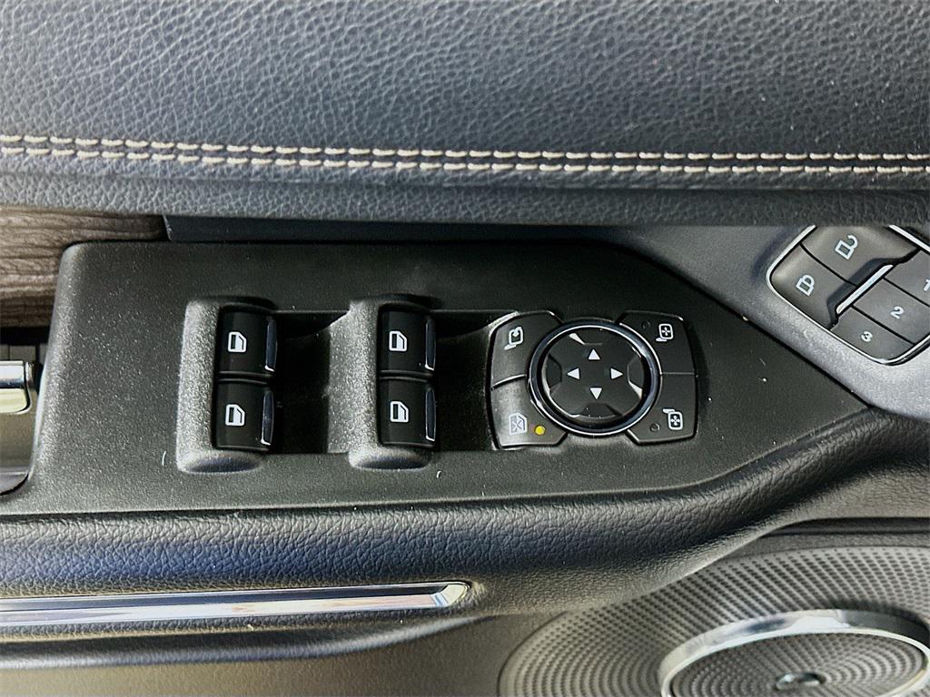 used 2020 Ford Expedition Max car, priced at $20,444