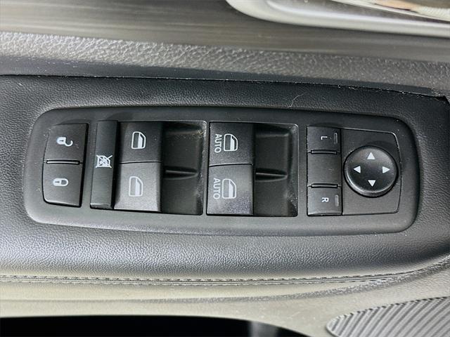 used 2020 Jeep Grand Cherokee car, priced at $21,490