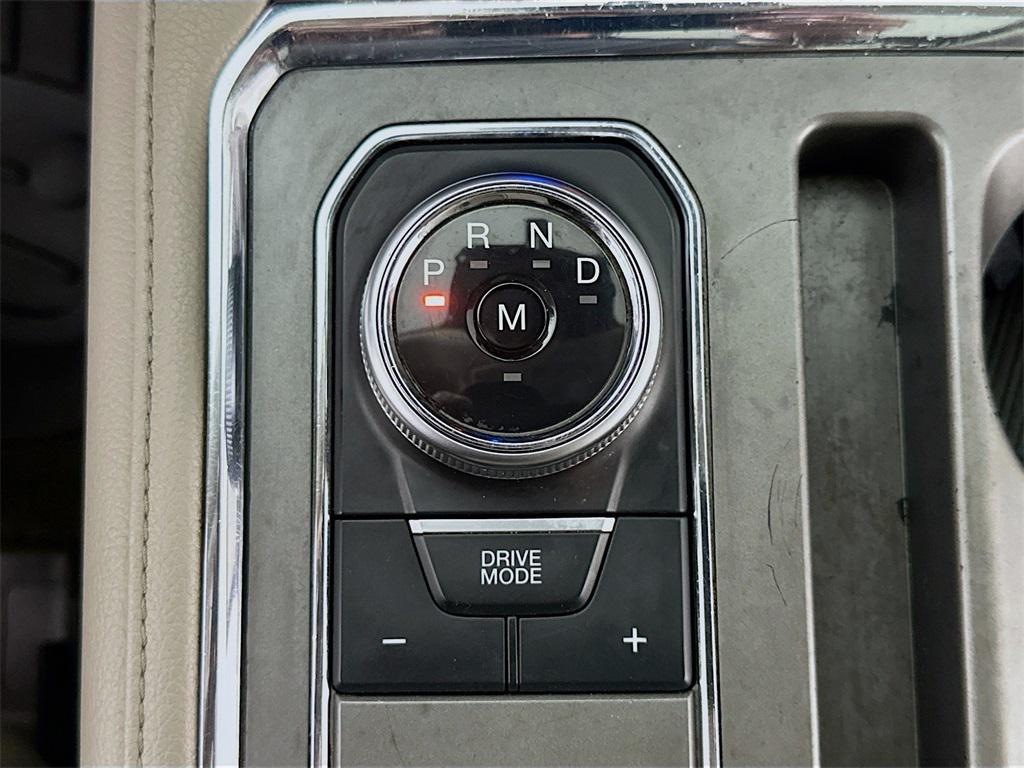 used 2020 Ford Expedition car, priced at $24,900