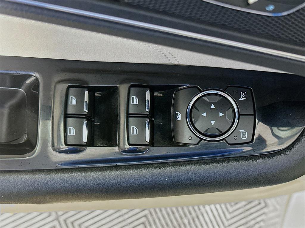 used 2016 Ford Edge car, priced at $10,900