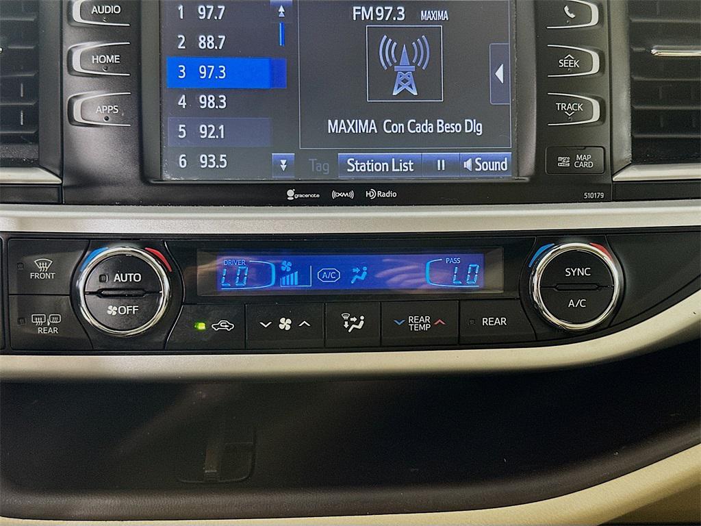 used 2018 Toyota Highlander car, priced at $15,900