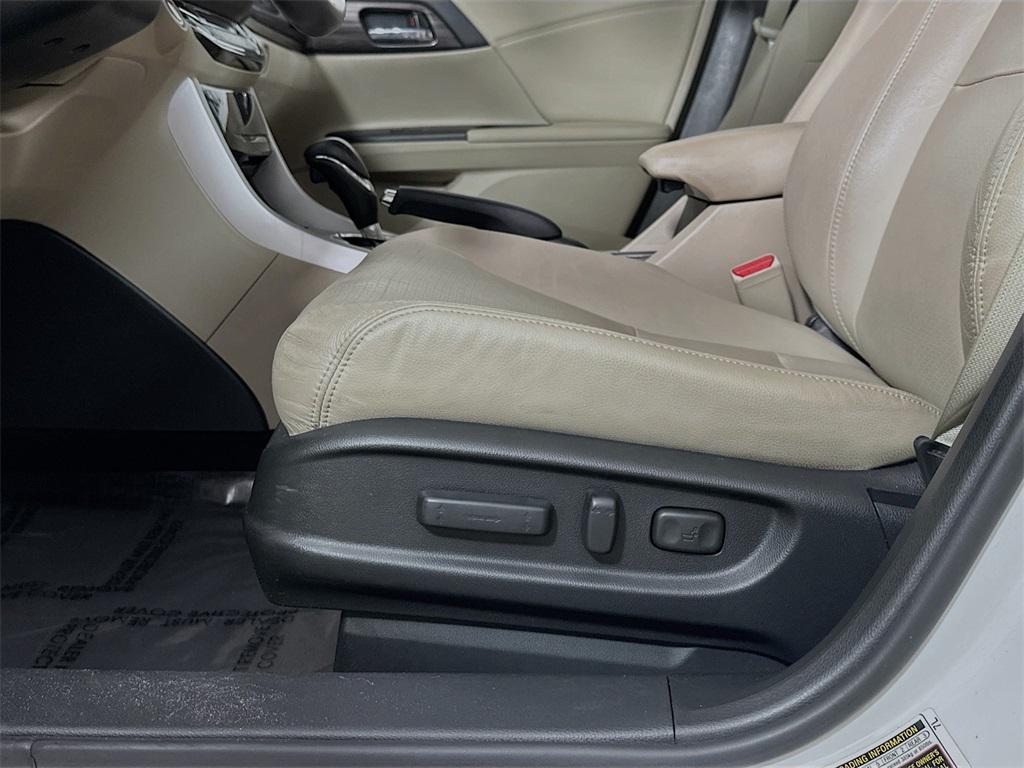 used 2016 Honda Accord car, priced at $15,900