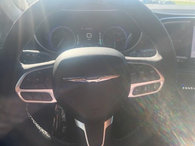 new 2026 Chrysler Pacifica car, priced at $43,589