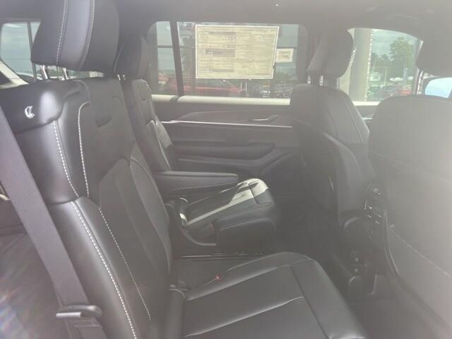 new 2025 Jeep Grand Cherokee L car, priced at $51,154