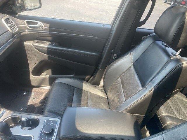 used 2019 Jeep Grand Cherokee car, priced at $16,195