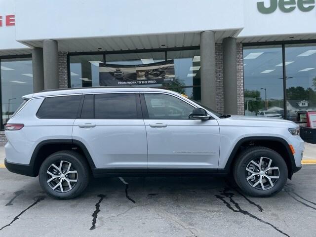 new 2024 Jeep Grand Cherokee L car, priced at $54,910