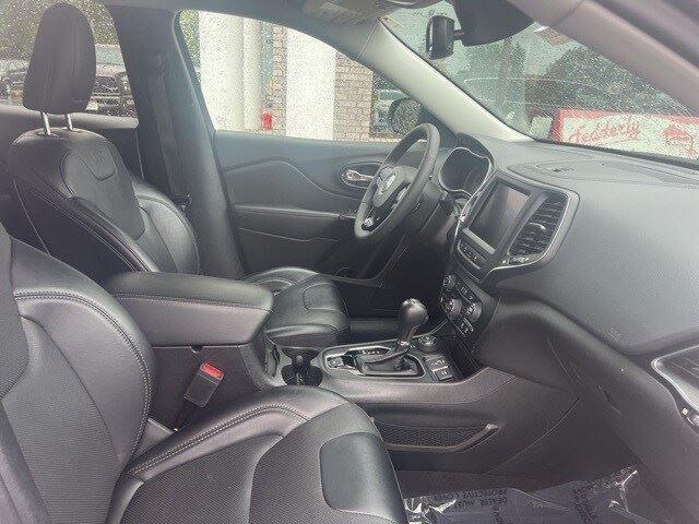 used 2023 Jeep Cherokee car, priced at $22,595