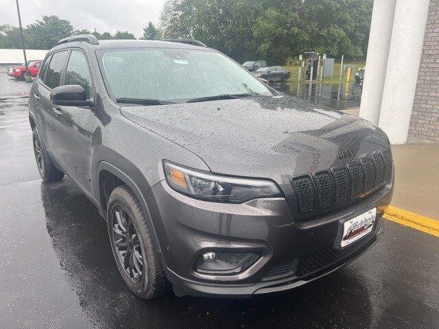 used 2023 Jeep Cherokee car, priced at $22,595