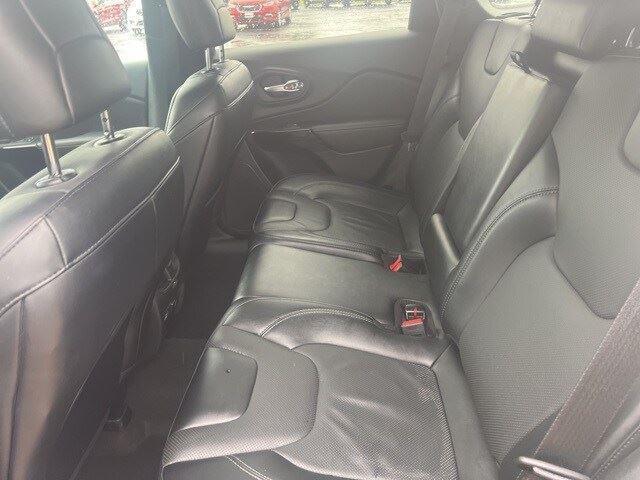 used 2023 Jeep Cherokee car, priced at $22,595