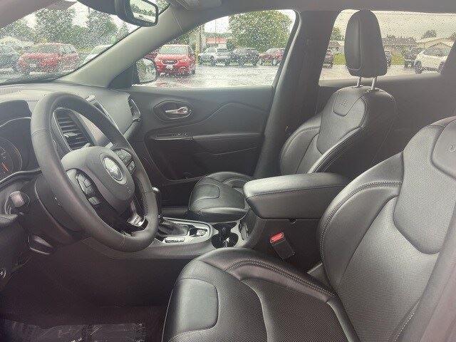 used 2023 Jeep Cherokee car, priced at $22,595