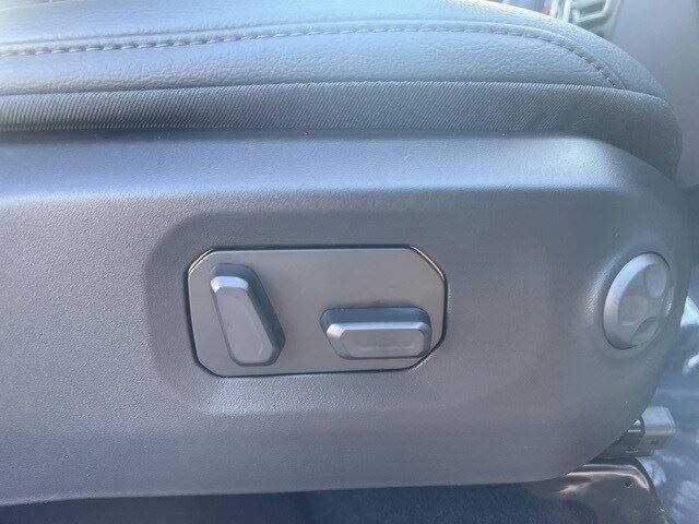 new 2025 Jeep Wrangler car, priced at $55,035