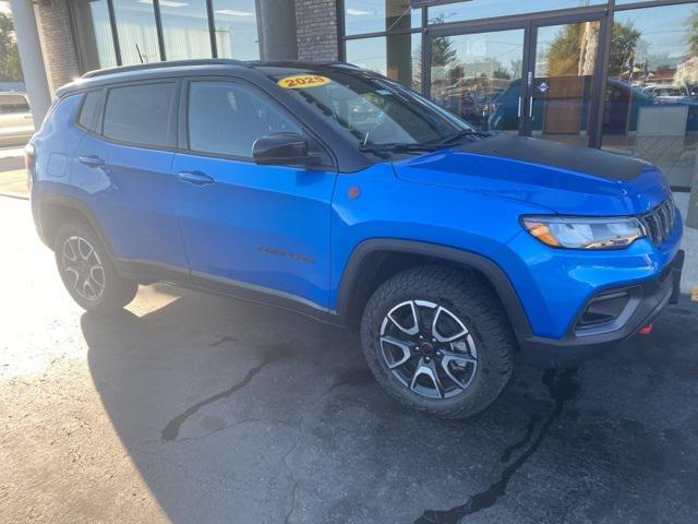 new 2025 Jeep Compass car, priced at $34,585