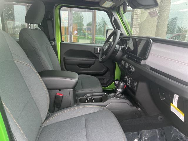 new 2025 Jeep Wrangler car, priced at $51,670