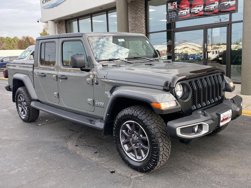 used 2023 Jeep Gladiator car, priced at $34,000