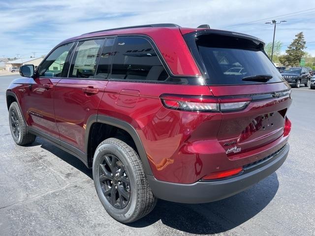 new 2024 Jeep Grand Cherokee car, priced at $47,030