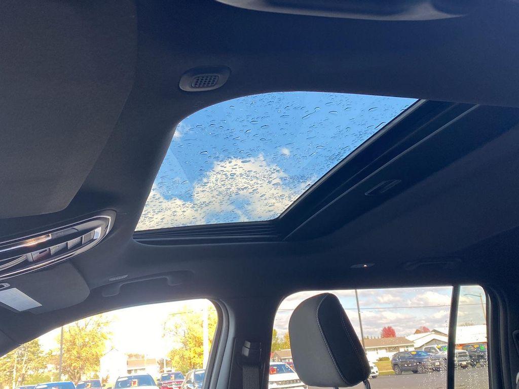 new 2025 Jeep Grand Cherokee L car, priced at $45,499