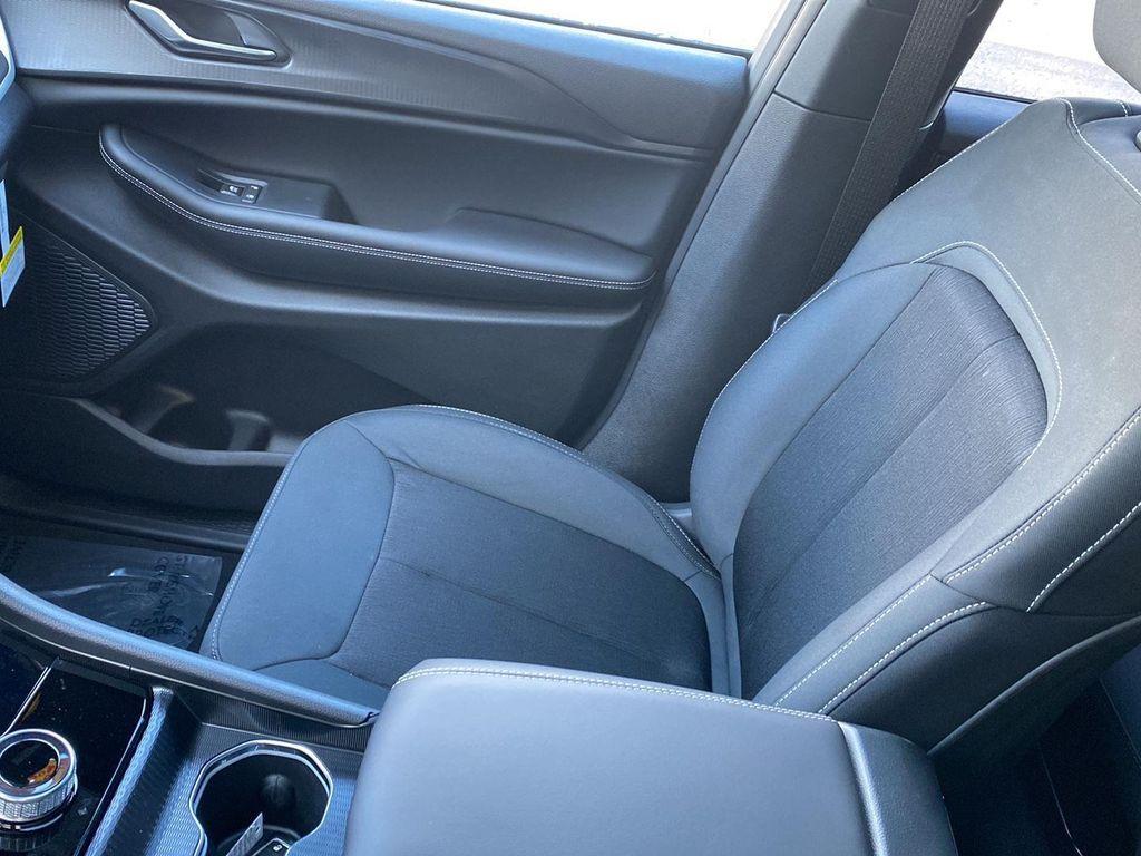 new 2025 Jeep Grand Cherokee L car, priced at $45,499