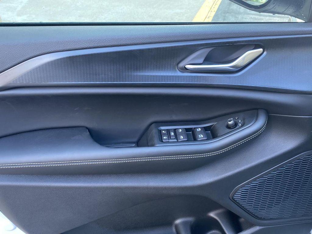 new 2025 Jeep Grand Cherokee L car, priced at $45,499