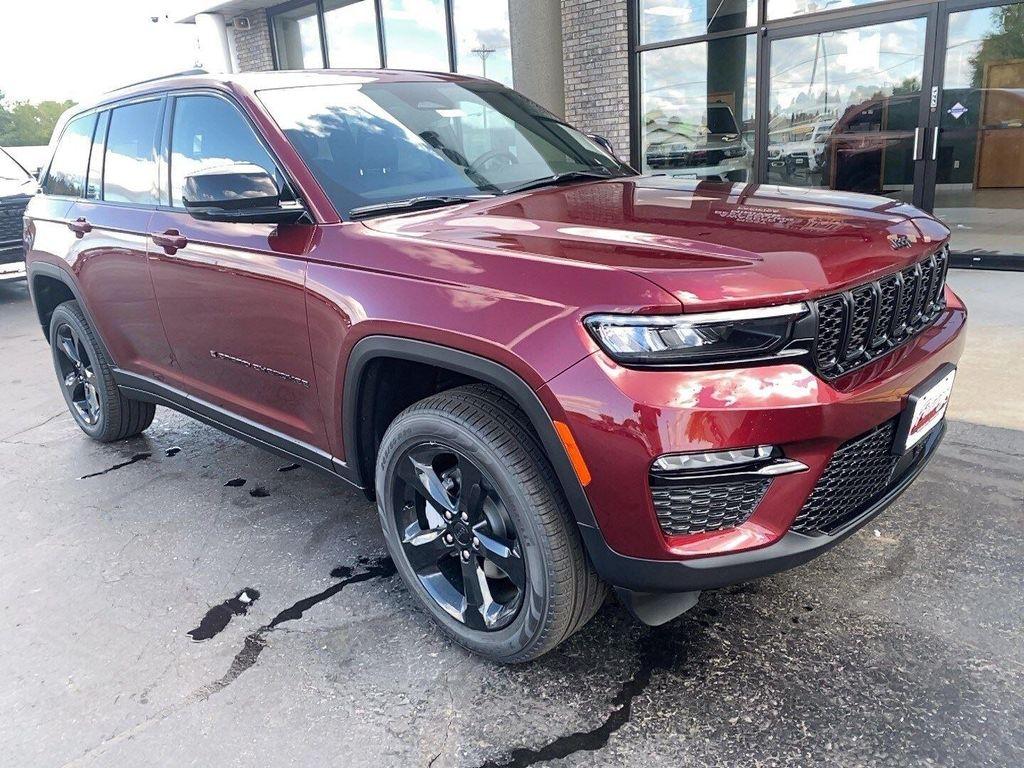 new 2025 Jeep Grand Cherokee car, priced at $49,319