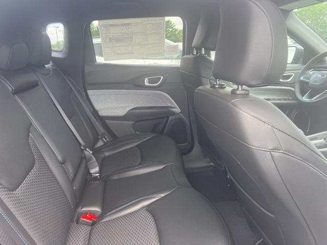 new 2025 Jeep Compass car, priced at $30,760