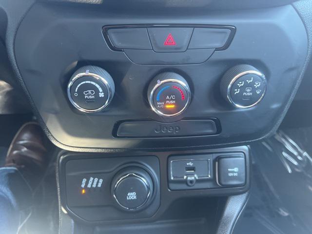 used 2020 Jeep Renegade car, priced at $16,995