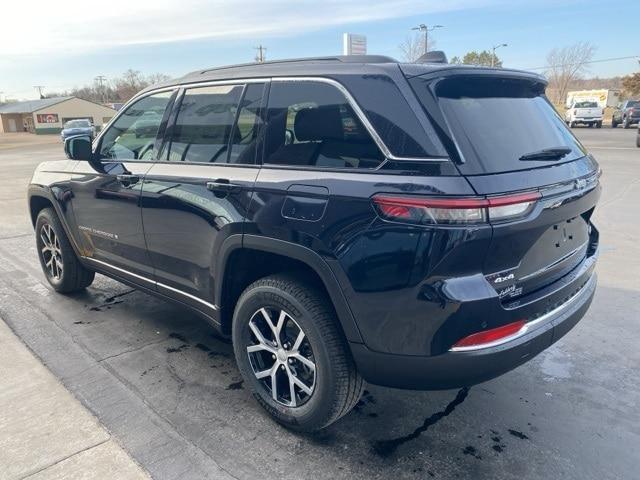 new 2024 Jeep Grand Cherokee car, priced at $52,810