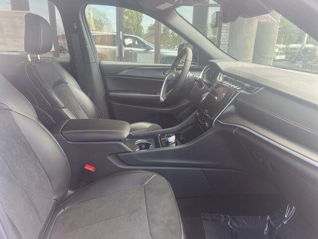 new 2025 Jeep Grand Cherokee L car, priced at $48,113