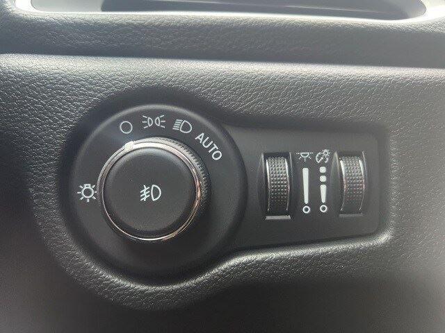 new 2026 Chrysler Pacifica car, priced at $47,296