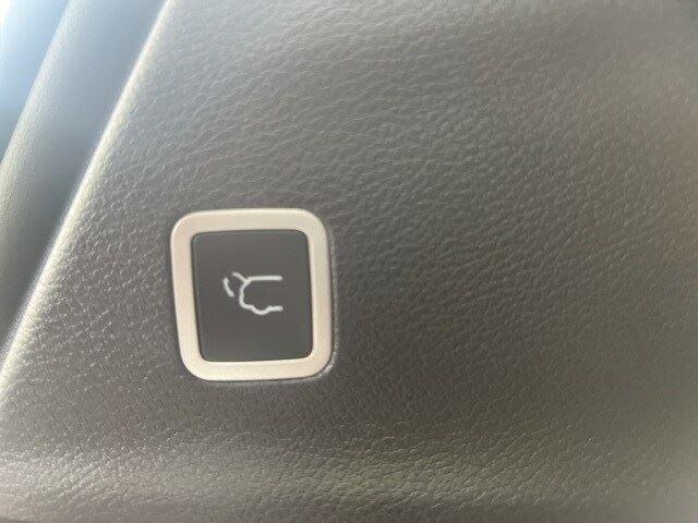 new 2026 Chrysler Pacifica car, priced at $47,296