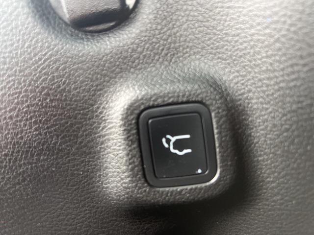 used 2023 Jeep Compass car, priced at $23,995