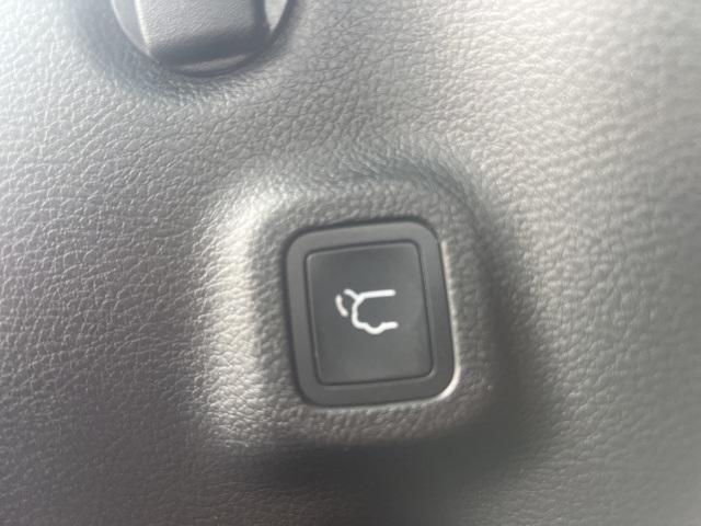 used 2022 Jeep Compass car, priced at $18,995