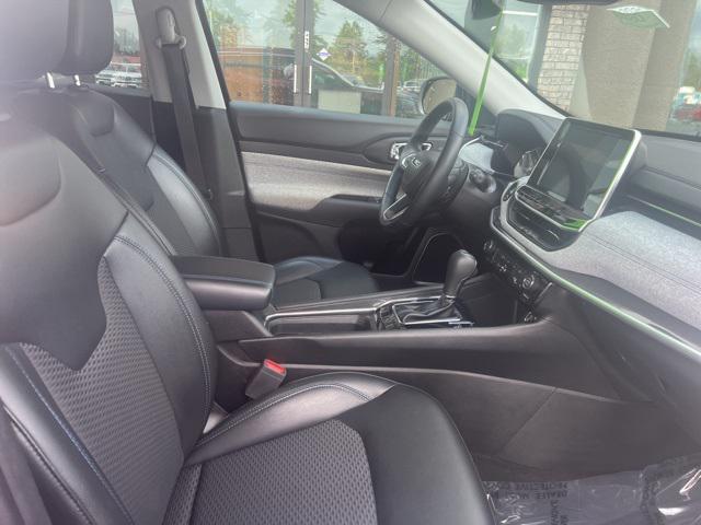 used 2022 Jeep Compass car, priced at $18,995