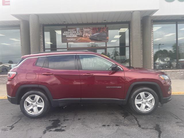 used 2022 Jeep Compass car, priced at $18,995