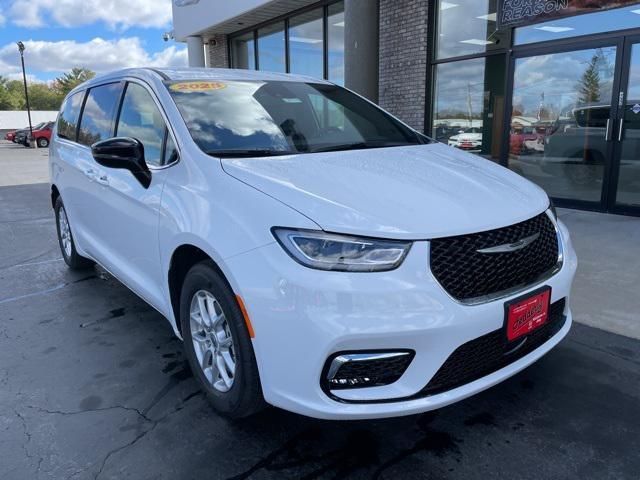 new 2025 Chrysler Pacifica car, priced at $44,145