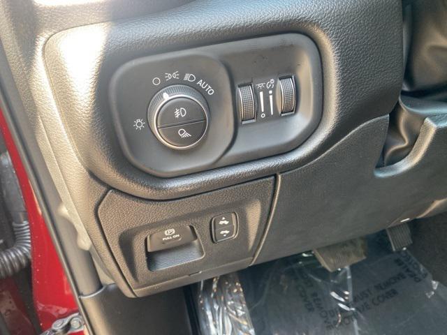 new 2025 Ram 1500 car, priced at $61,655