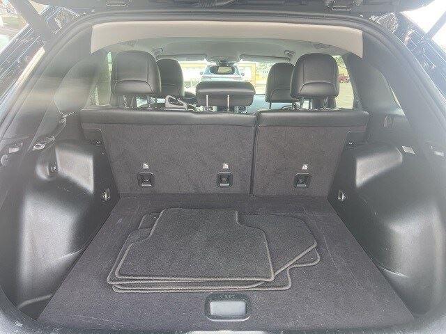 used 2023 Jeep Cherokee car, priced at $23,995