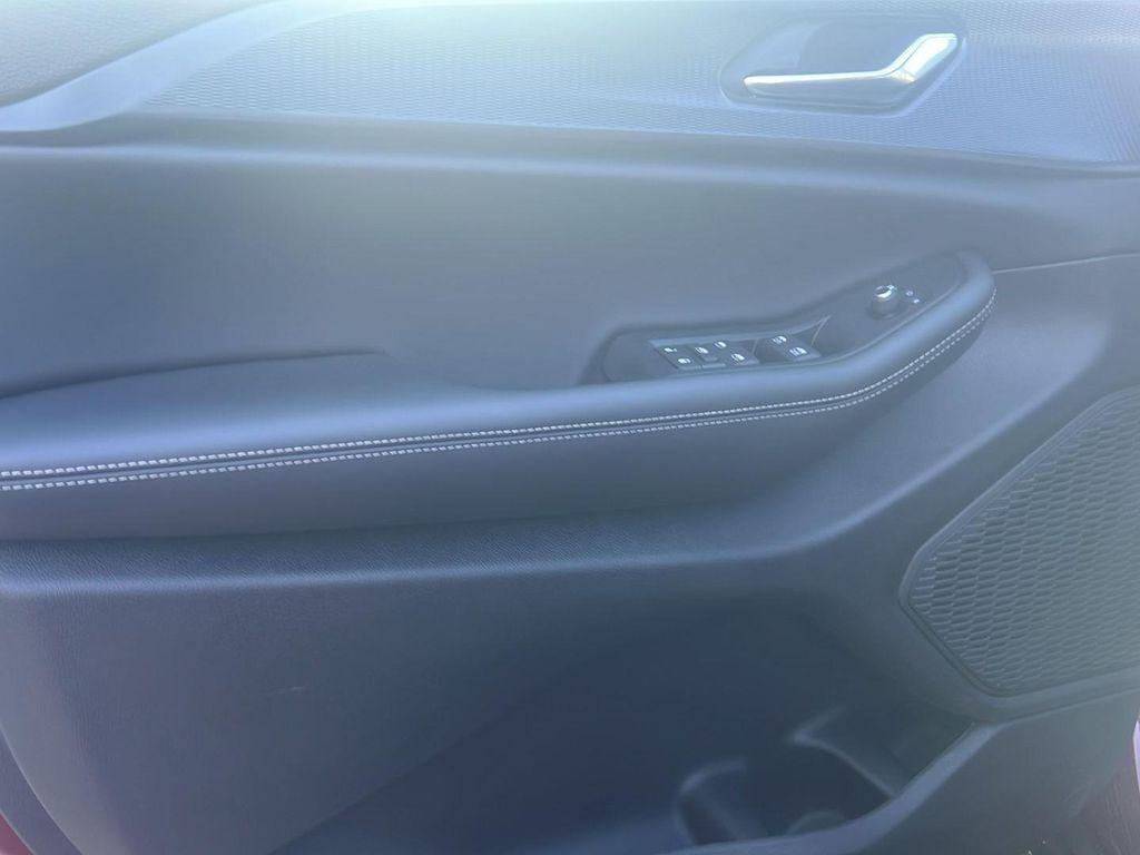 new 2025 Jeep Grand Cherokee car, priced at $43,405