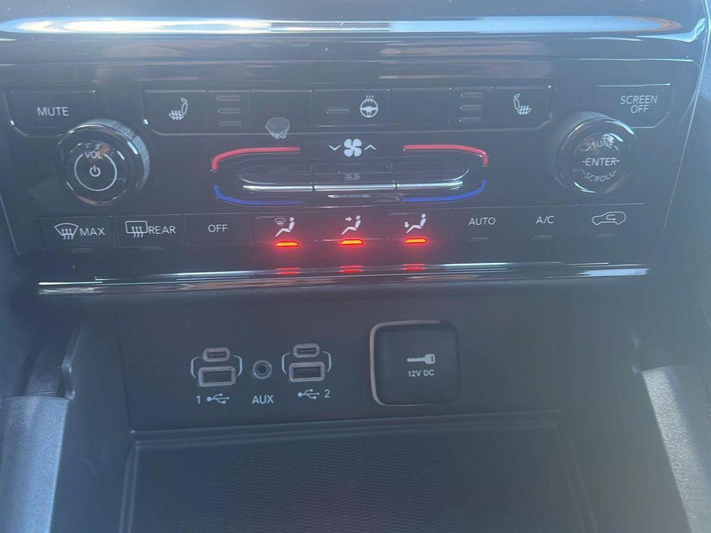 new 2025 Jeep Grand Cherokee car, priced at $43,405