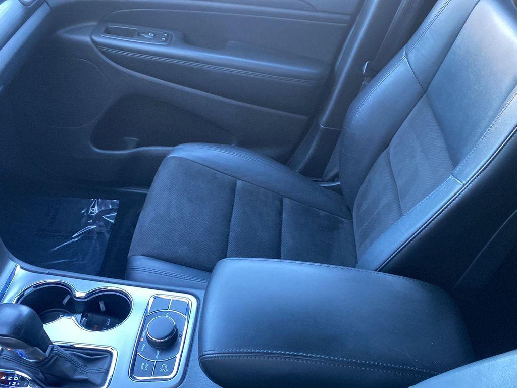 used 2020 Jeep Grand Cherokee car, priced at $17,995