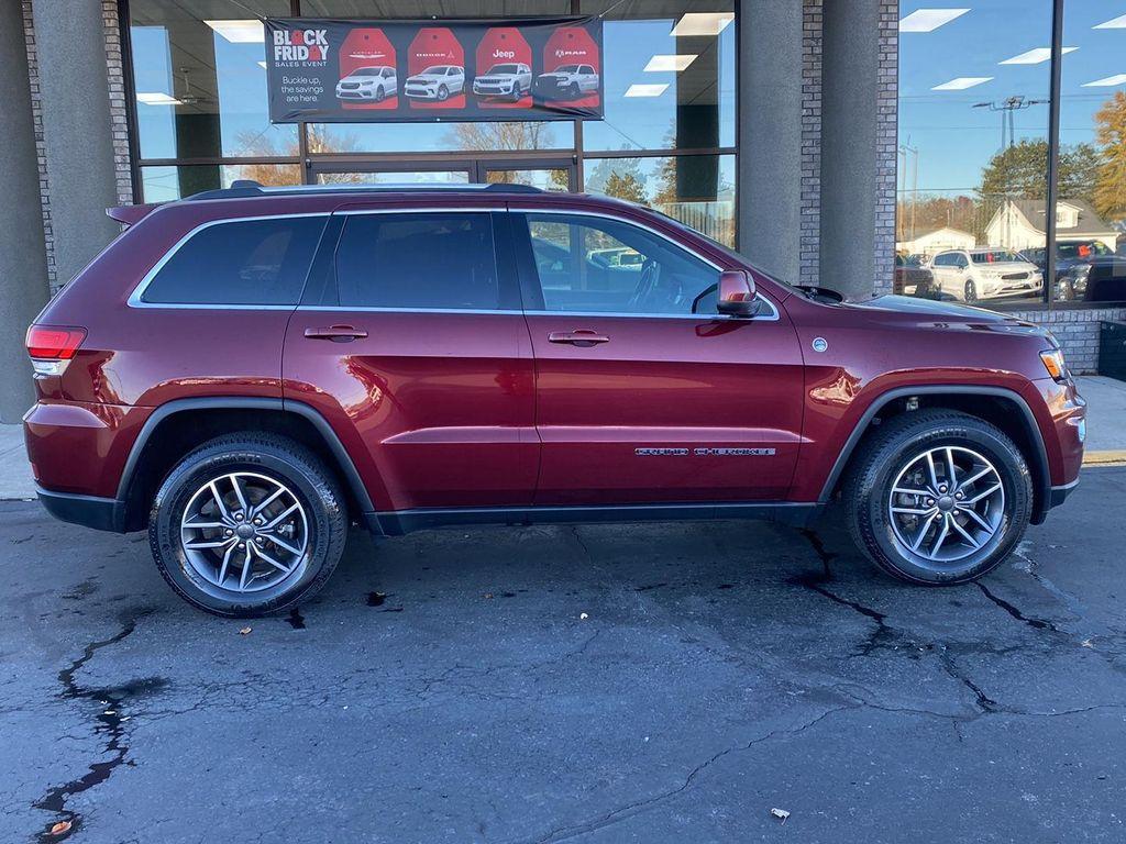 used 2020 Jeep Grand Cherokee car, priced at $17,995