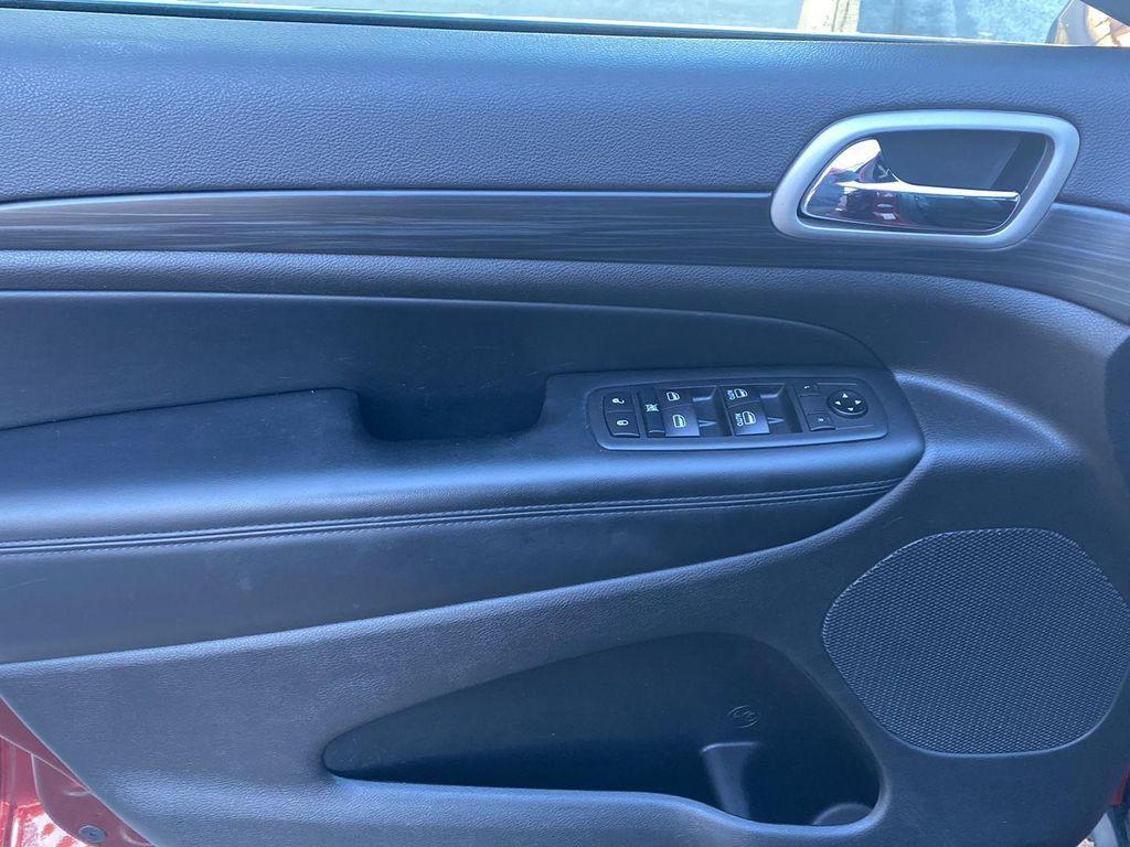 used 2020 Jeep Grand Cherokee car, priced at $17,995