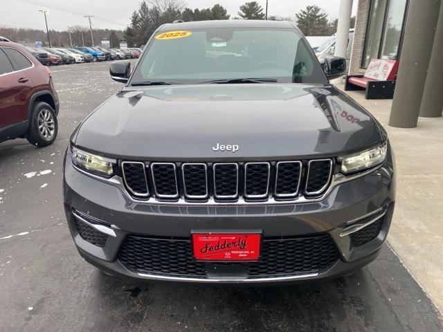 new 2025 Jeep Grand Cherokee car, priced at $48,290